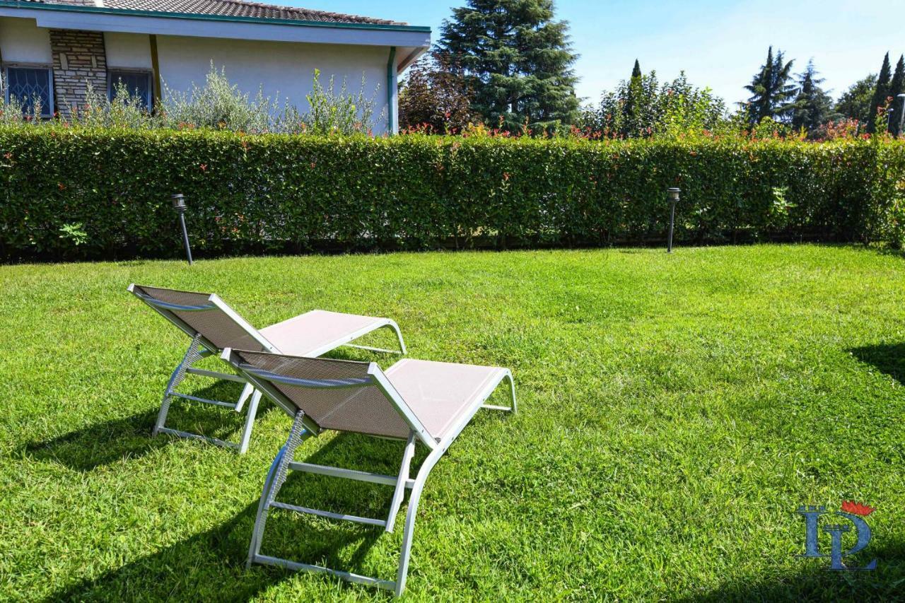 Desenzanoloft Official Partner Marriott Homes & Villas - Bea House, Sirmione With Private Garden And Share Pool Dış mekan fotoğraf